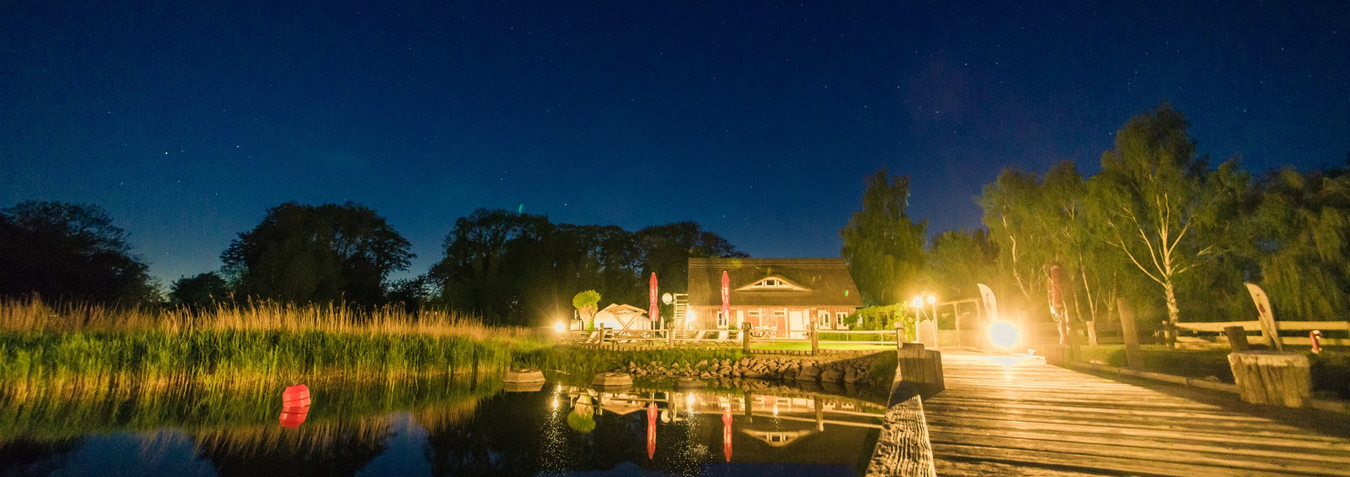 Der idyllische Ort Krummin an der Krumminer Wiek ist der ideale Ort zum Abschalten auf Usedom abseits vom Trubel., © Gutshaus Krummin / Matthias Friel