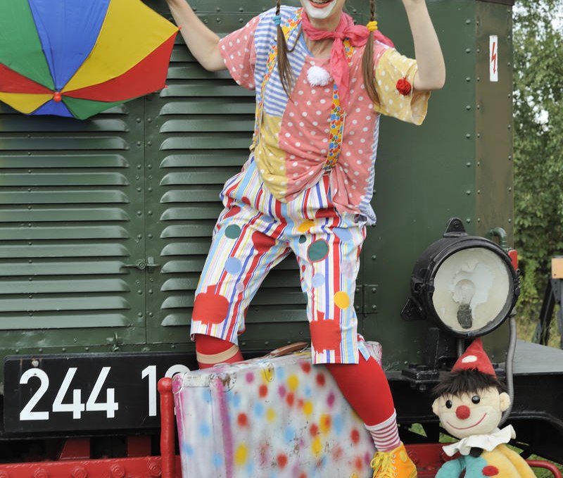 Kinderprogramm mit dem Kieck Theater "Clown Conny & die Flaschenpost", © Thomas Kieck