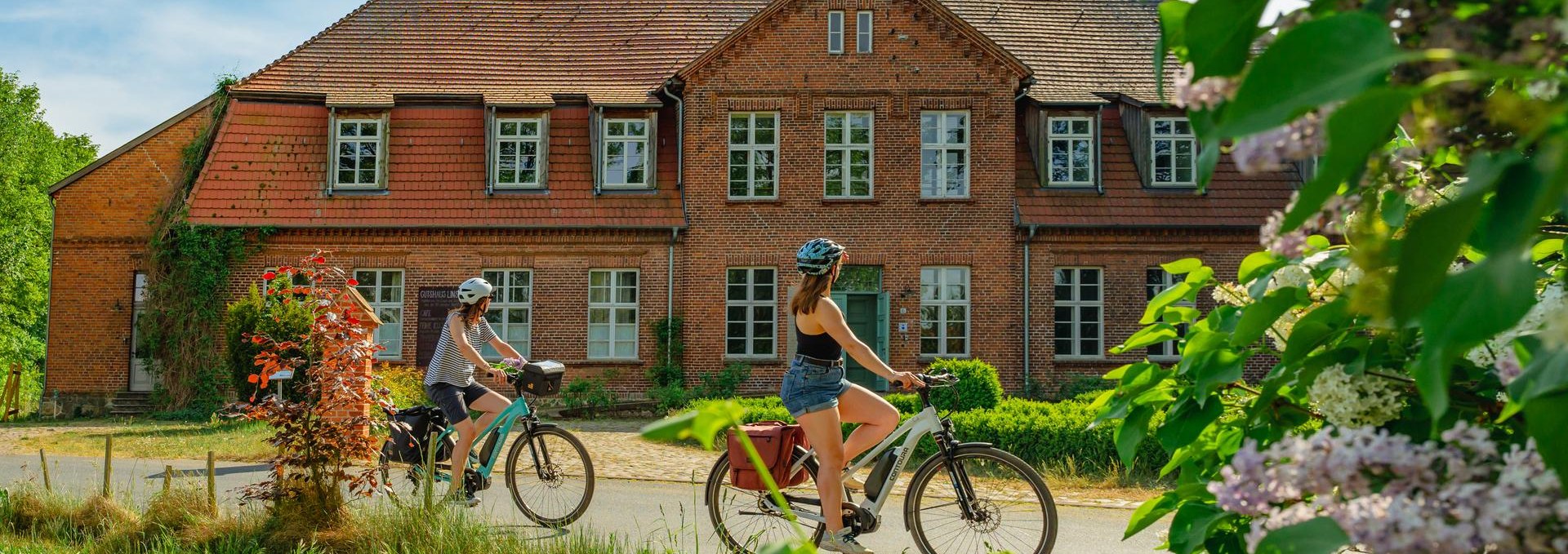 Historische Schönheiten mit dem Fahrrad erleben, © TMV/Tiemann