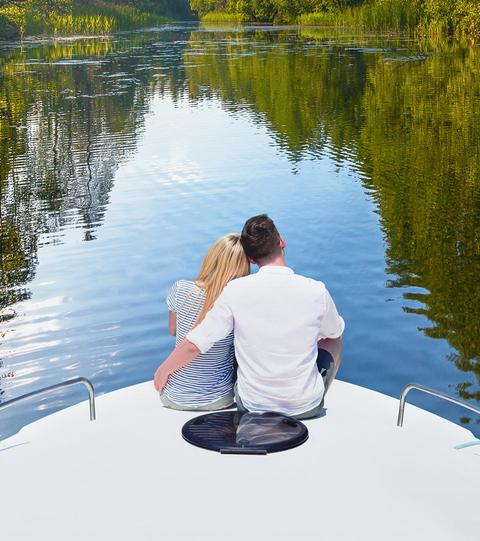 Entspannt zu zweit in der Natur, © le boat
