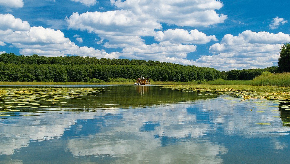 Mit dem Floß auf der Havel schippern, © TMV/Pescht