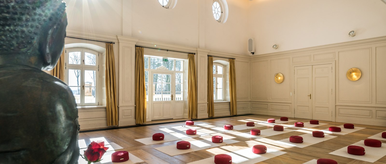 Der Große Saal - das Herz des Hauses für Meditation & innere Arbeit., © Kloster Gut Saunstorf