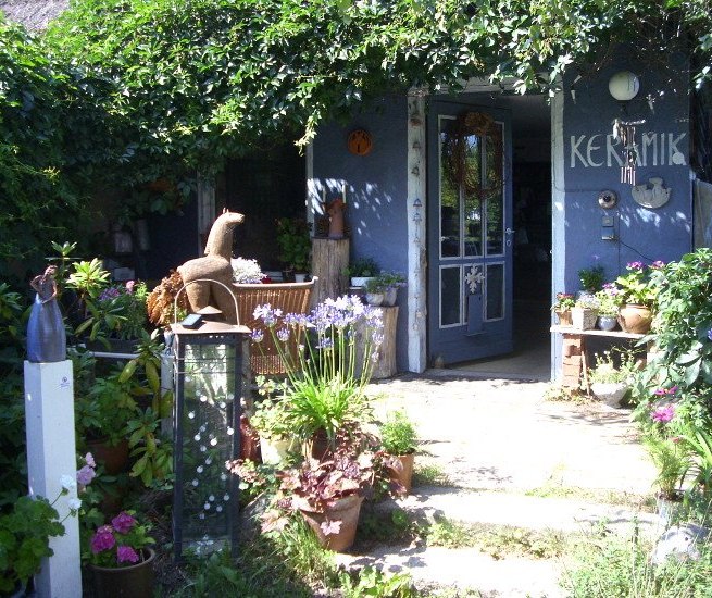 Galeriegarten Usedom-Keramik und Töpferhof Eingang, © Anette Schröder