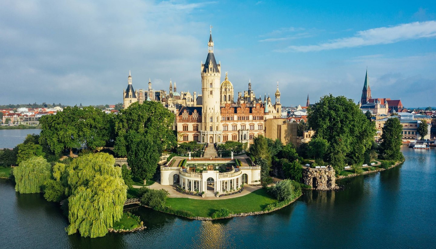 Das Schweriner Schloss aus der Vogelperspektive., © TMV/Gänsike