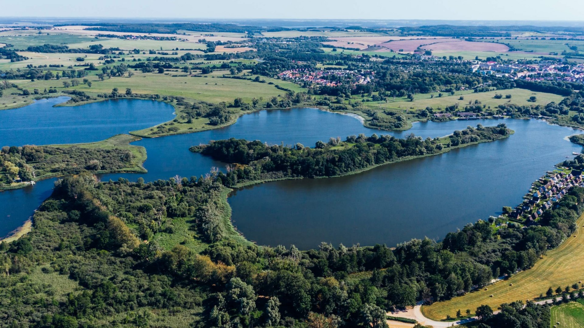 Die Mecklenburgische Seenplatte ist das perfekte Fahrrad-Revier., © TMV/Gänsicke