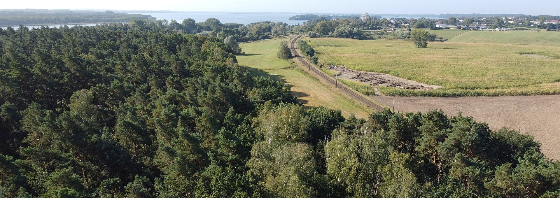 Blick vom Klimawald auf Bad Kleinen und Schweriner See, © Landesforst MV