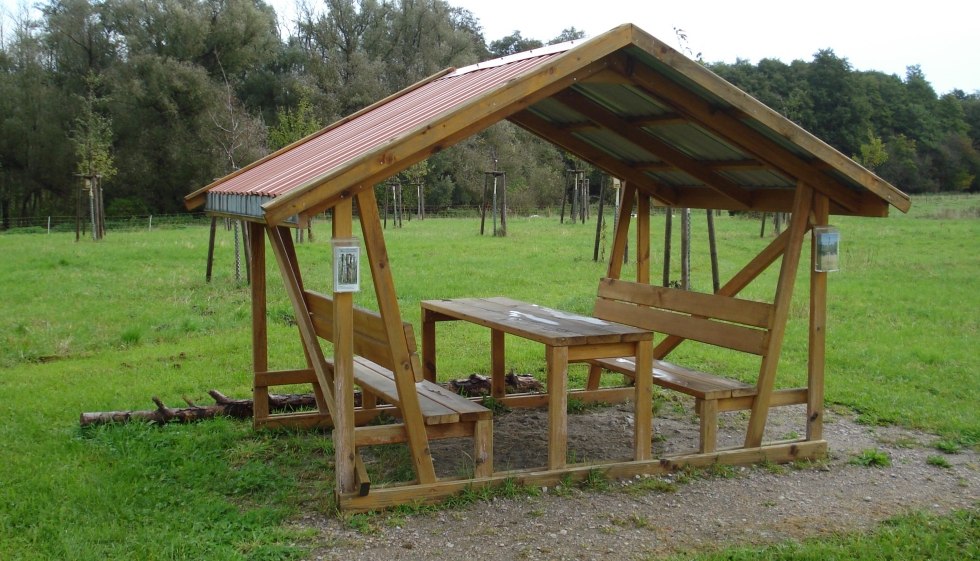 Sitzgruppe bei der Naturschutzstation Gruel, © Hardo Wanke