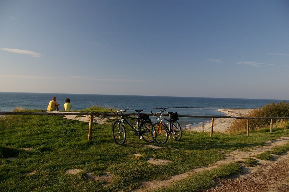 Radelpause am Hochufer von Ahrenshoop, © Carsten Pescht