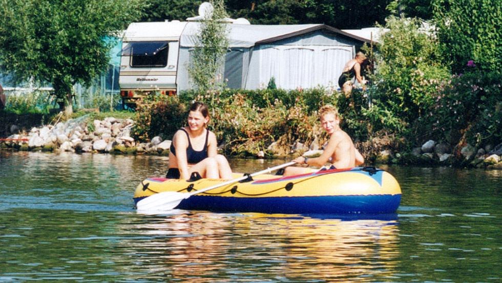 Badespaß vor dem Camping am See, © Michael Hecht