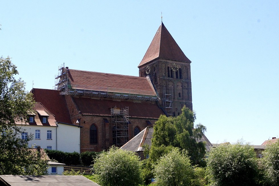 Komplettansicht der Kirche St. Thomas, © Sabrina Wittkopf-Schade