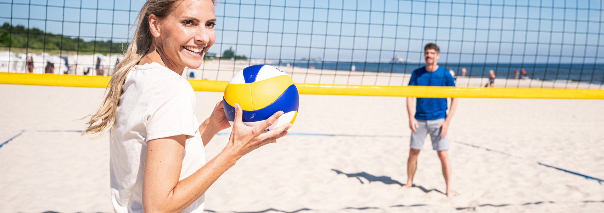 Beachvolleyball am Strand der Kaiserbäder, © MarTiem Fotografie