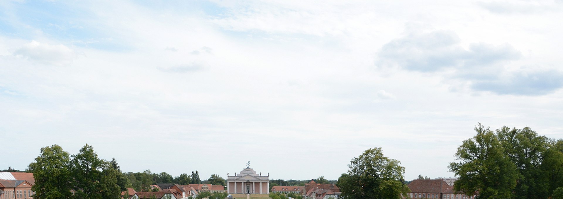 Schlossplatz, Kaskaden und Stadtkirche Ludwigslust, © Tourismusverband Mecklenburg-Schwerin