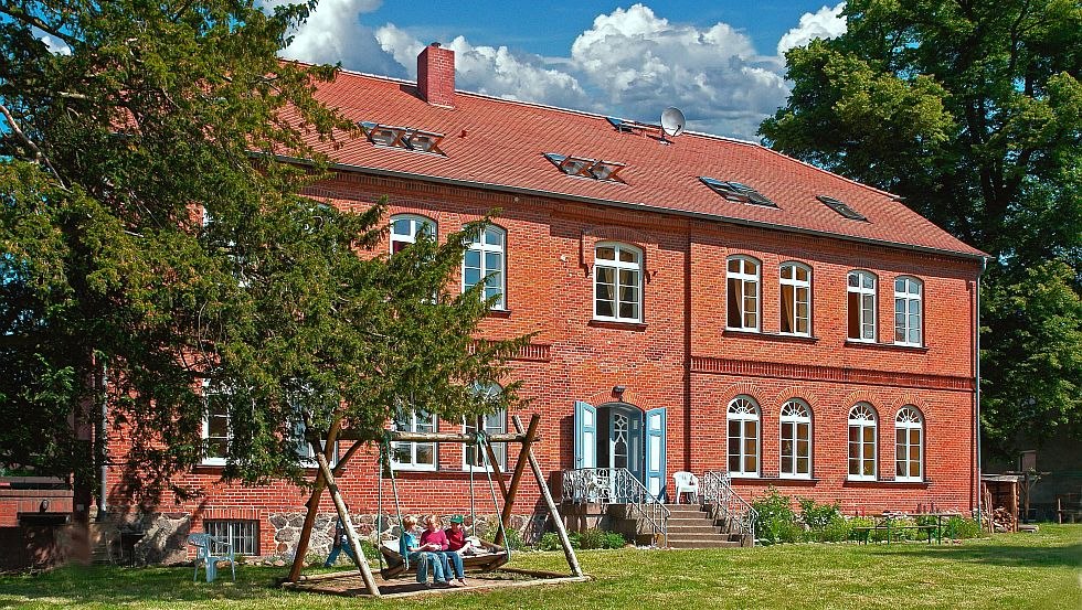 Das moderne Tagungs- und Jugendgästehaus Meetzen war ursprünglich ein Gutshaus, © Alte Schule e.V.