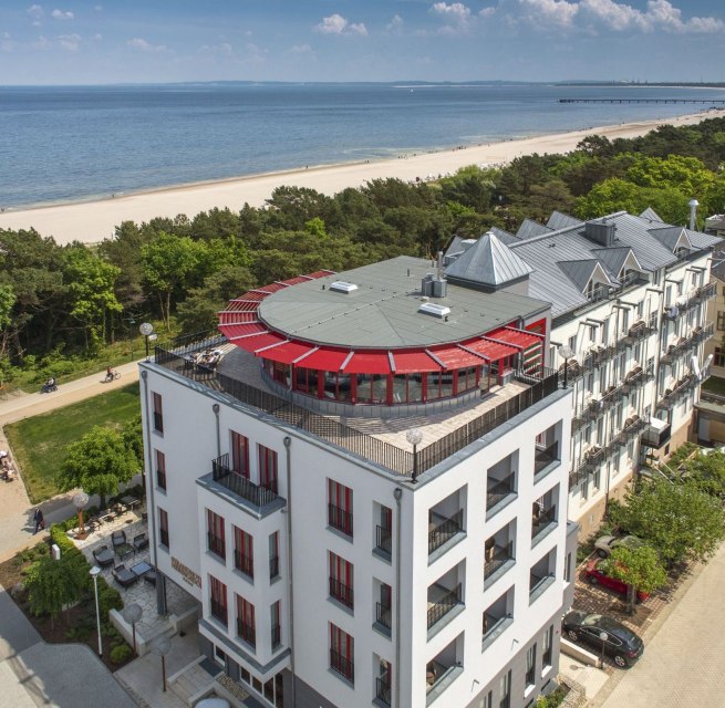 Das Strandhotel Heringsdorf liegt direkt am Strand, © Michael Knüppel