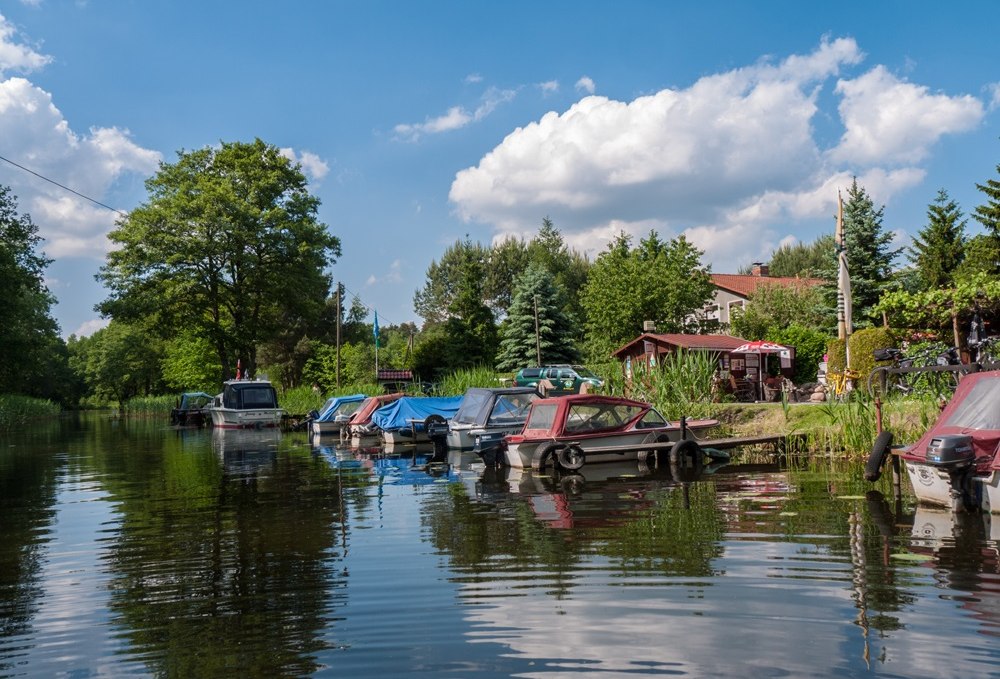 Blick vom Ziegeleikanal auf den Campingplatz am Wiesengrund, © Campingplatz am Wiesengrund