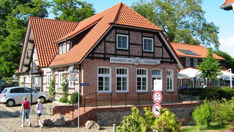 Das Fischhaus am Schaalsee liegt in einer ruhigen, ländlichen Atmosphäre, © Fischhaus am Schaalsee