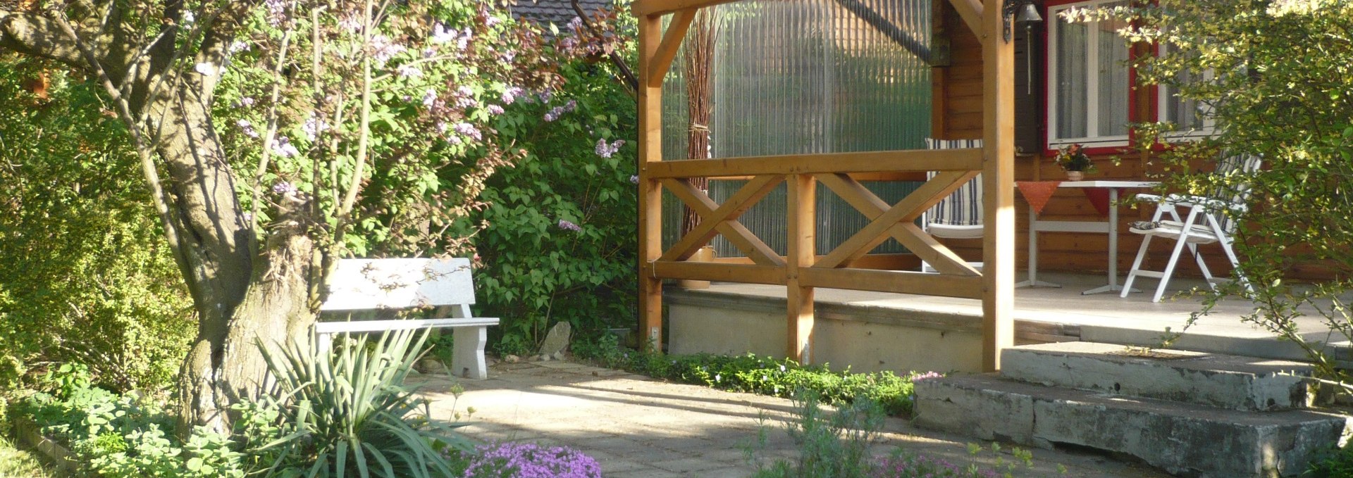 Grillplatz und Terrasse zum Genießen im Freien, © P. Kohlmann