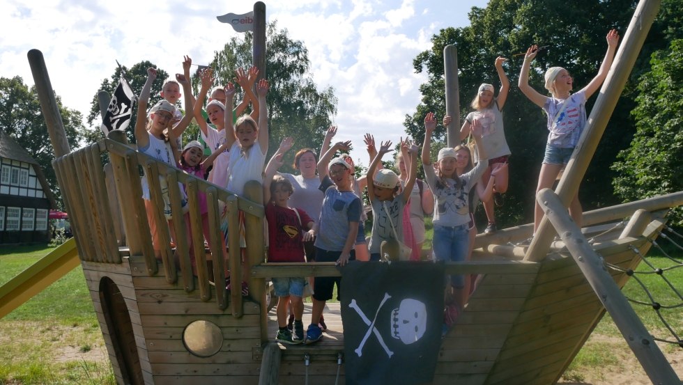 Piratenabenteuer auf dem Spielplatz, © Jugendherberge Teterow