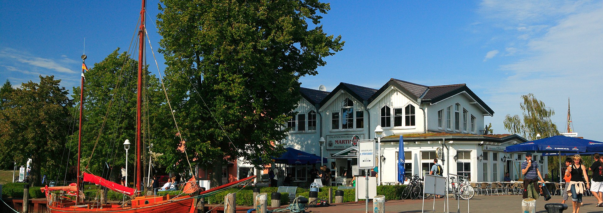 Maritimes Flair am idyllischen Hafen Zingst., © Uwe_Engler