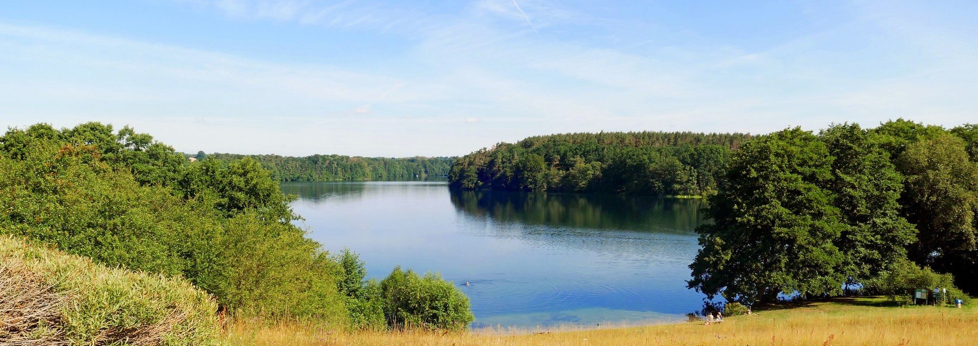 Die teils unberührte Natur der Feldberger Seenlandschaft lädt zum Verweilen ein, © Birgit Riemer