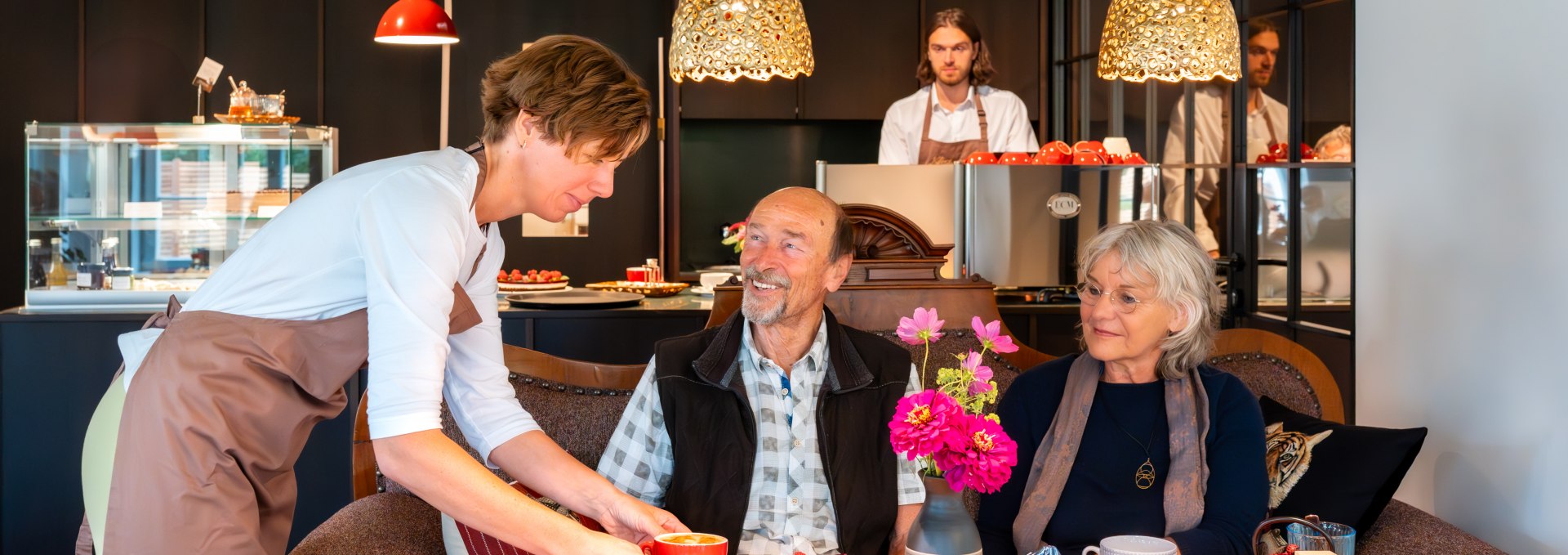 Herzlicher Service und wunderbar duftender Kaffee..., © Kloster Gut Saunstorf / Aneka Schwerdtfeger