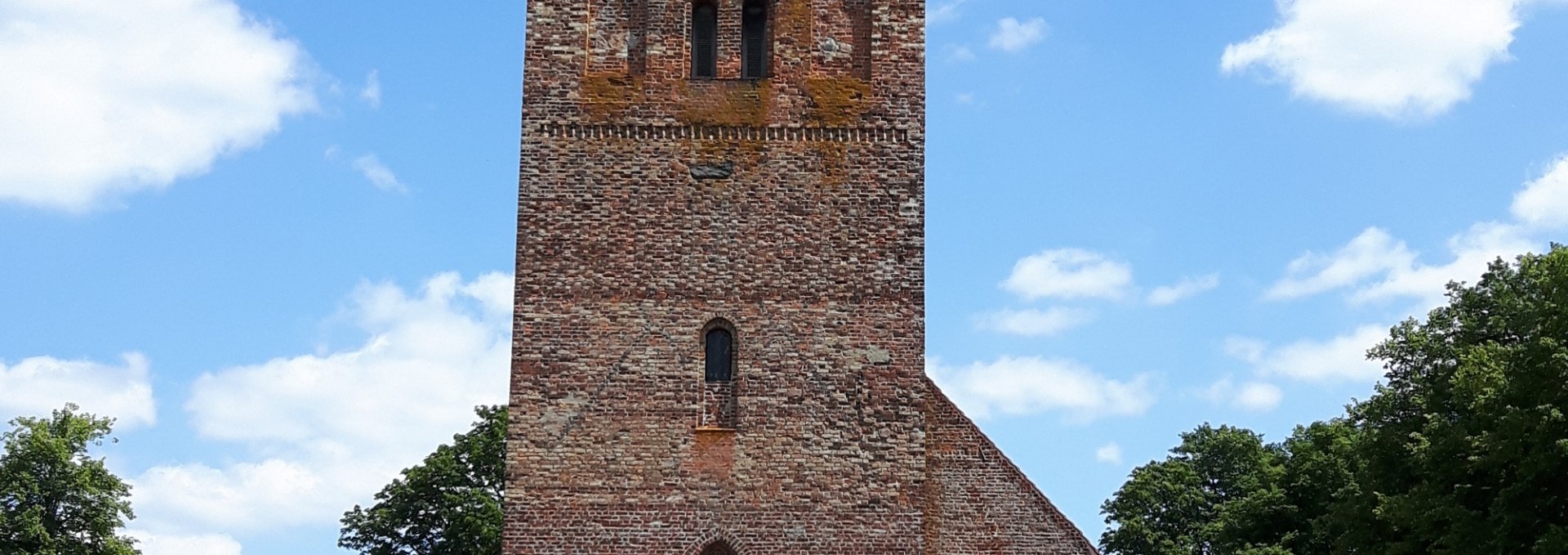 Es lohnt sich die Kirche in Wusterhusen von innen anzusehen. Den Schlüssel bekommt man im Pfarrhaus., © tvv-michaelis