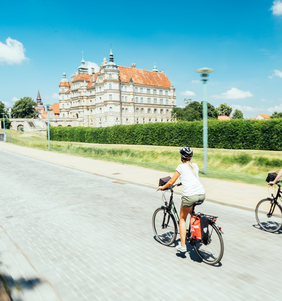 Radtour durch die Barlachstadt Güstrow, © TMV/Gross
