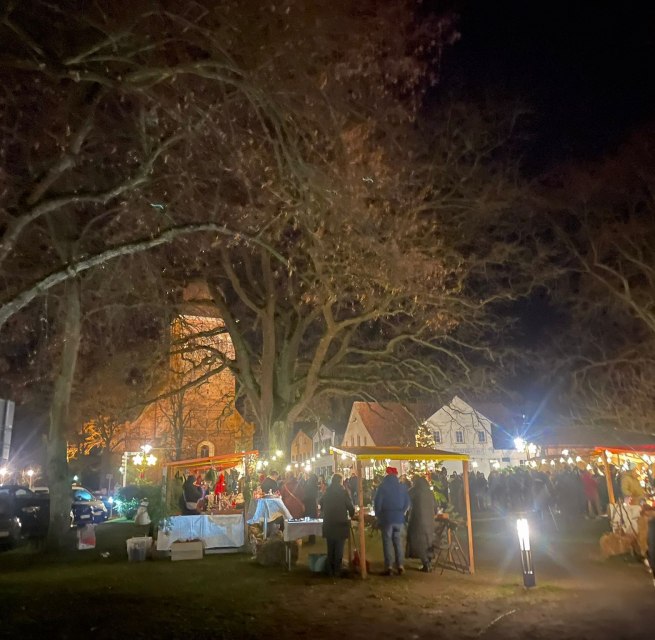 Adventsmarkt in Gingst, © Astrid Dürkoop