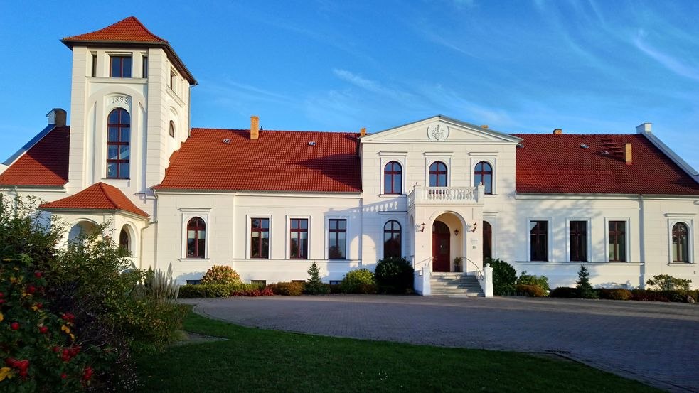 Gutshaus Alt Sührkow mit Hofrestaurant, © Jana Koch