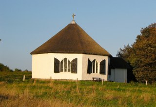 die Uferkapelle von Vitt, © Tourismuszentrale Rügen