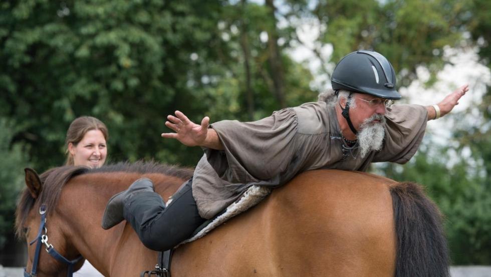 Abflug - Yoga geht auch auf dem Pferd, © TMV/Hafemann