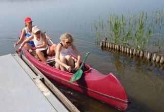 Gäste beim Ausstieg am Großen Labussee, © Labussee Ferien GmbH