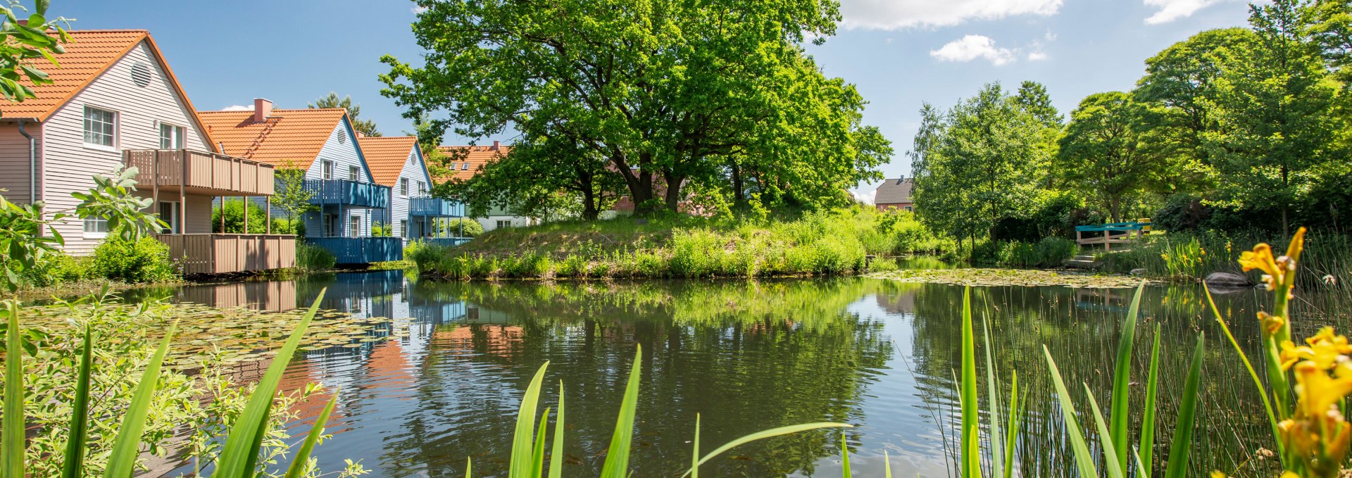 BEECH Resort Fleesensee - Wasserseite, © Feriendorf Fleesensee GmbH