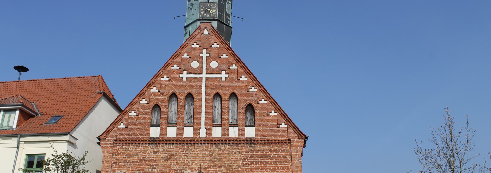 Kirche auf dem Marktplatz, © Touristinformation Krakow am See