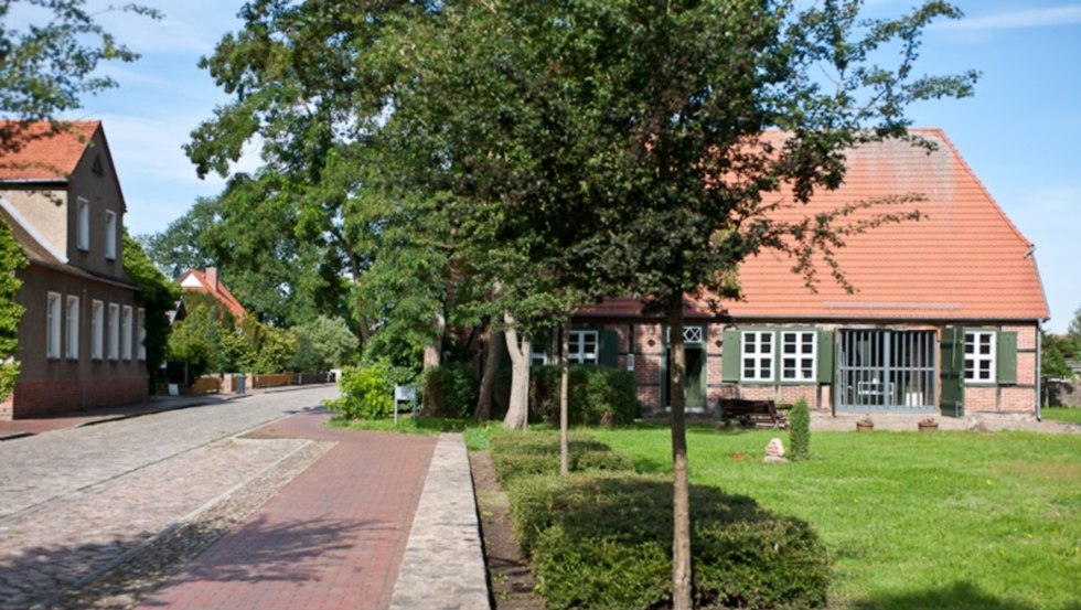 Blick auf das Museum mit der Touristinformation, © Stadt Lübtheen / Jörn Lehmann