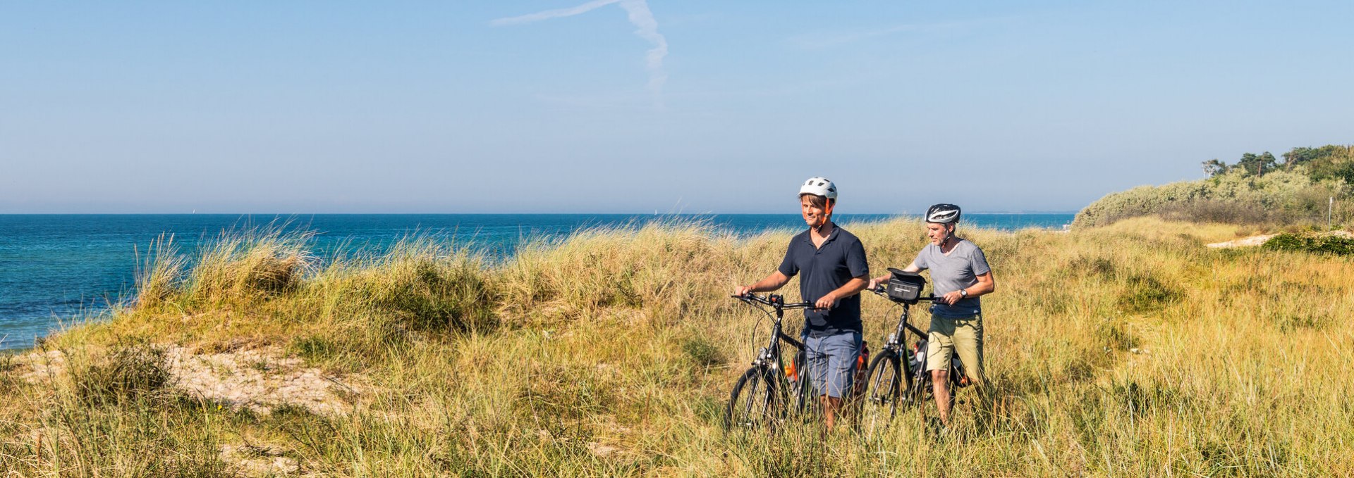 Radfahren auf dem Küstenradweg in Graal-Müritz, © TMV/Süß