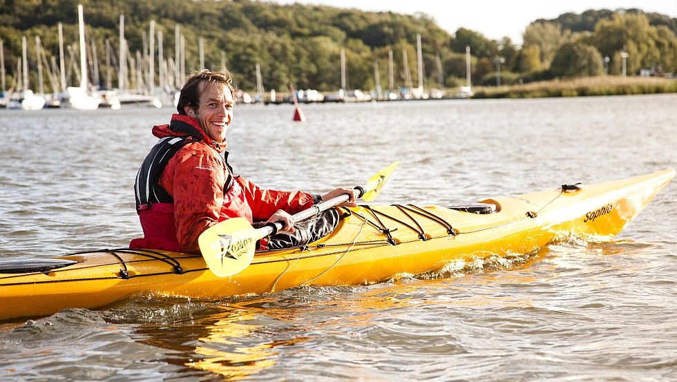 Paddler vor dem Hafen Ralswiek, © Tourismuszentrale Rügen GmbH