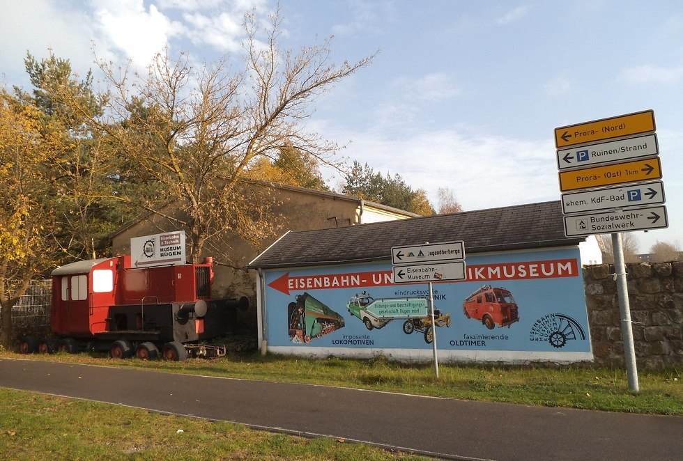 Richtungsweiser Eisenbahn - & Technikmuseum Prora, © Tourismuszentrale Rügen