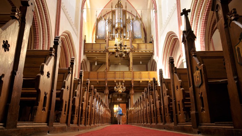 kirche-st-georgen-01, © Waren (Müritz) Kur- und Tourismus GmbH