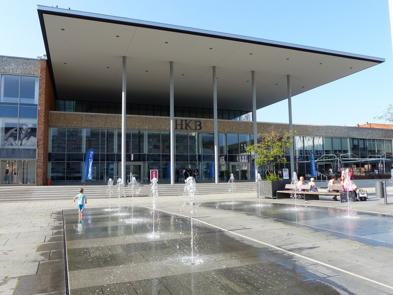 Die Touristinfo befindet sich im HKB am Marktplatz im Zentrum von Neubrandenburg., © VZN