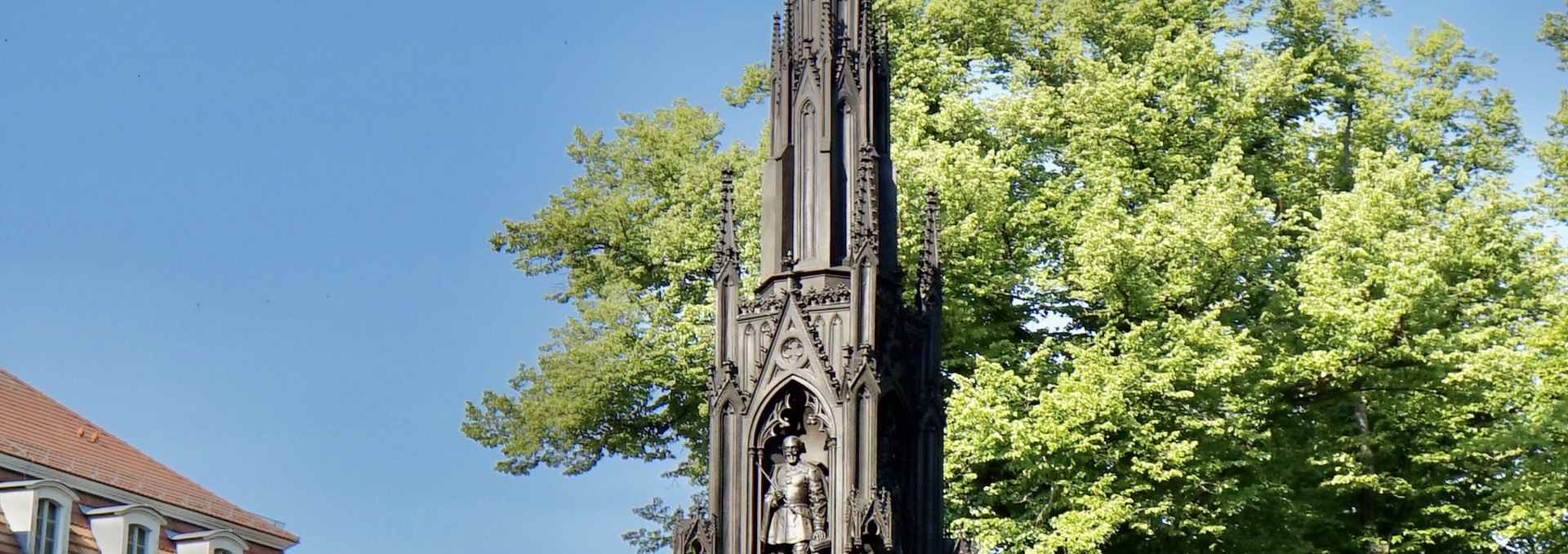 Das Rubenowdenkmal steht auf dem Rubenowplatz vor dem Hauptgebäude der Universität Greifswald., © Gudrun Koch