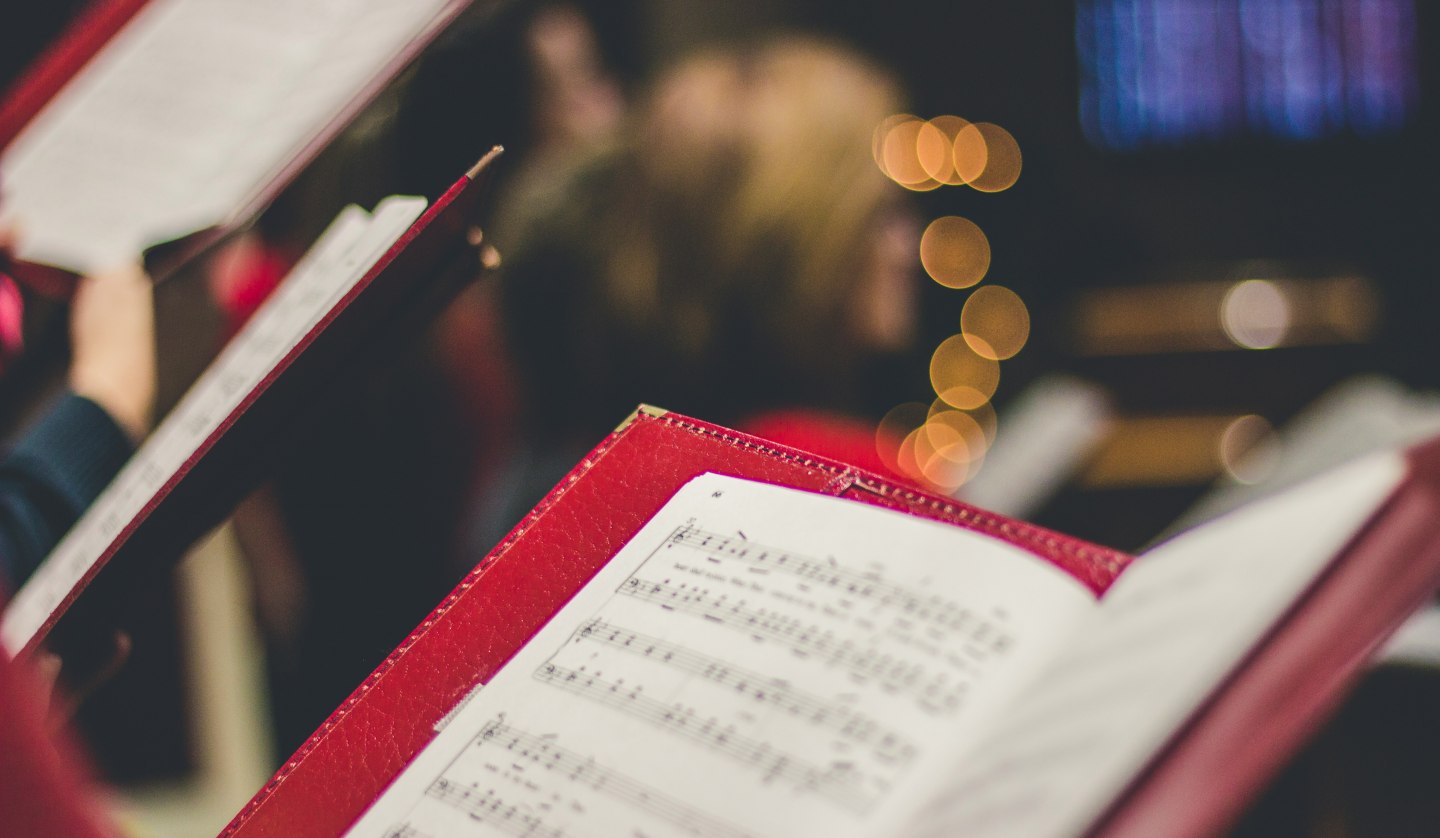 Advent im Park | freitags: Gemeinsames Singen & Fackelwanderung am Strand, © Foto von David Beale auf Unsplash