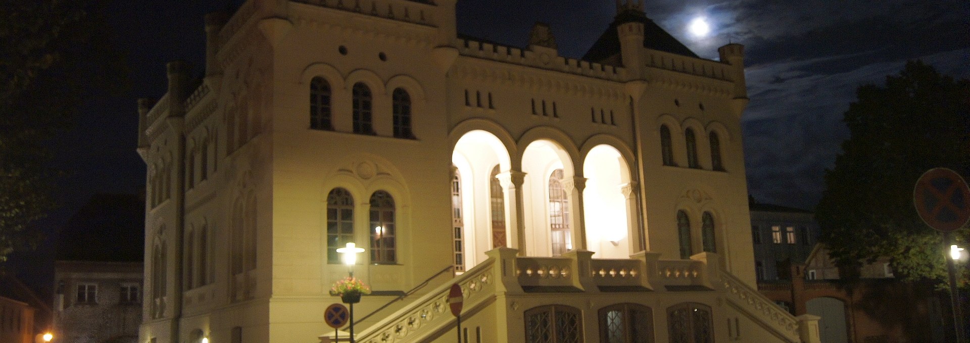 Das Wittenburger Rathaus bei Nacht, © Stadt Wittenburg