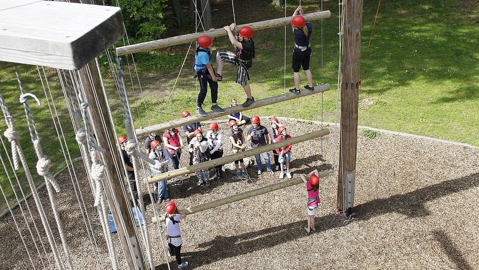 Klettern am hauseigenen Hochseilgarten, © Lars Schneider für GFE | erlebnistage