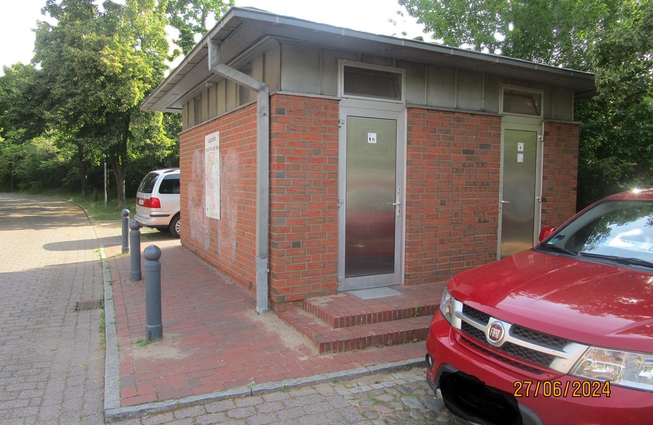 Öffentliche Toilette An der Metow, © Jonas Kuverwaltung