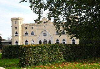 Ehemaliges Jagdschloss Karnitz  - Privat -, © Tourismuszentrale Rügen