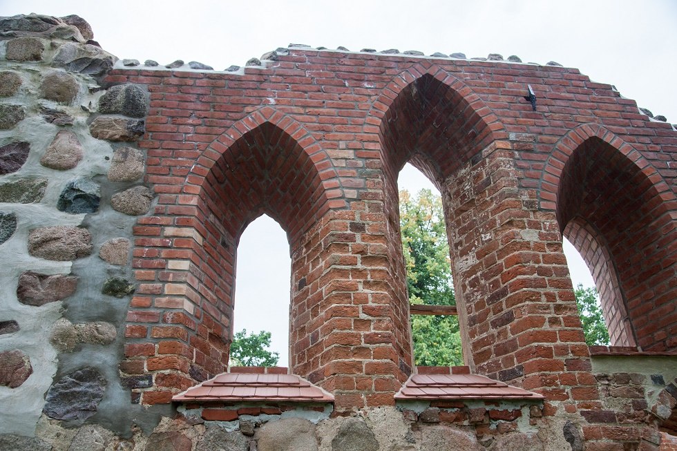 Ansicht Kirchruine Satow, © Frank Burger