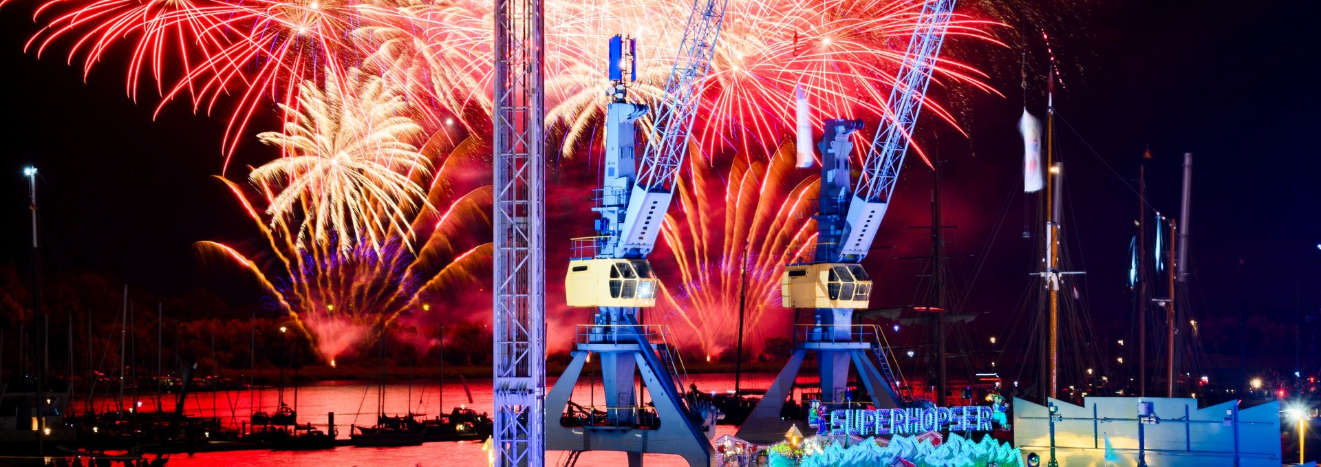 Feuerwerk im Stadthafen zur Hanse Sail, © TZRW, Holger Martens