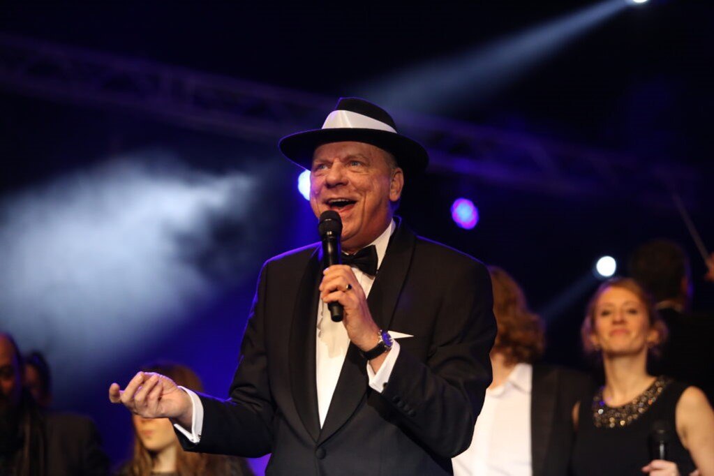 The Sinatra Story, © AP Entertainment