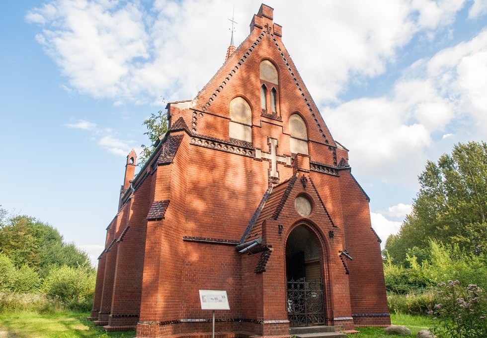 der Eingang zur Kirche, © Frank Burger